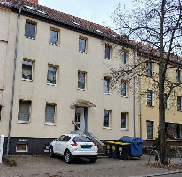 4-Zimmer-Wohnung mit Balkon in Merseburg – Lindenstraße